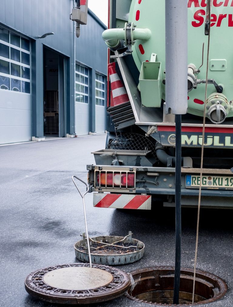 Kanal- und Rohrreinigung Osterhofen - Kanalreinigung
